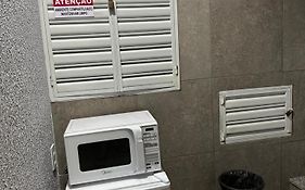 Quarto privativo com banheiro compartilhado,a 800mts do pátio do forró